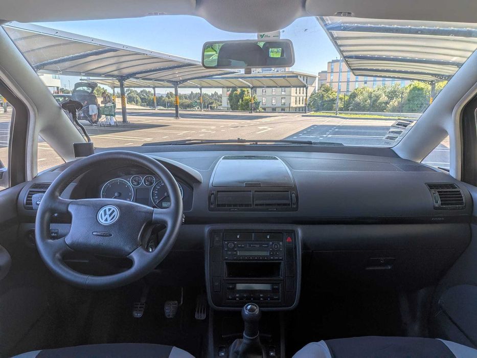 VW Sharan 1.9 TDI 130 CV 7 Lugares