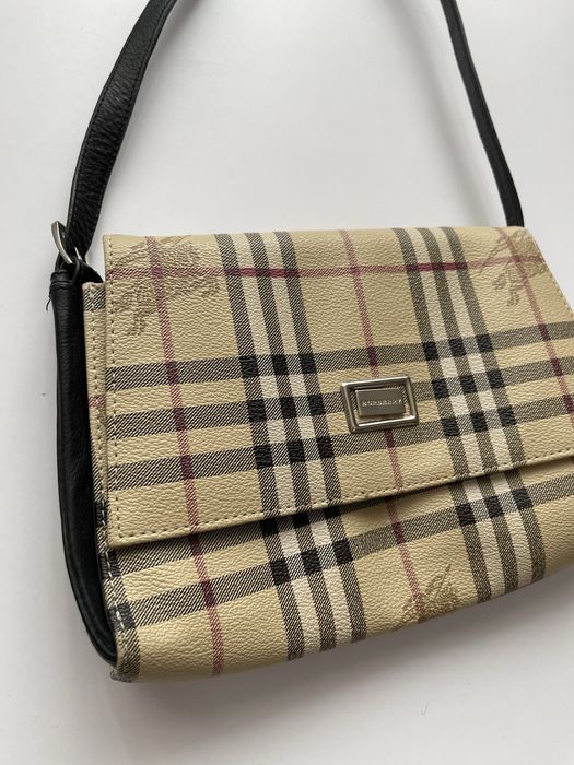 Piękna torebka na ramie Burberry