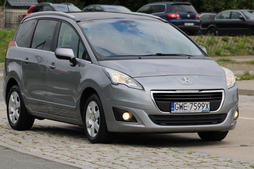 Peugeot 5008