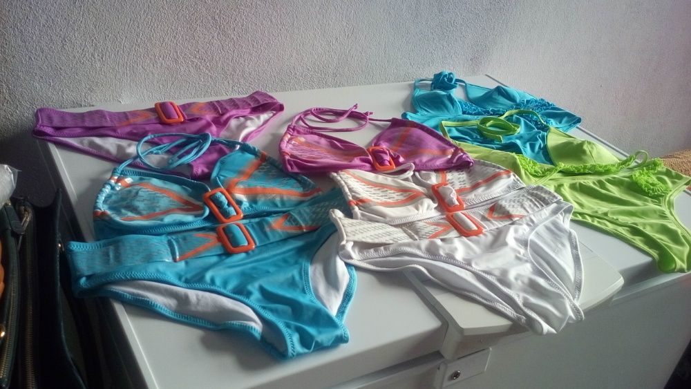Na piscina ou na Praia? Sinta-se bem com estes biquinis L/XL!