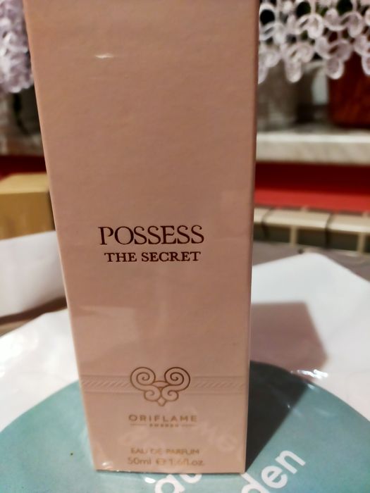 Posses the secret woda perfumowana