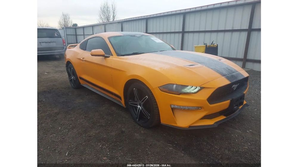 Ford Mustang / automat / niski przebieg /