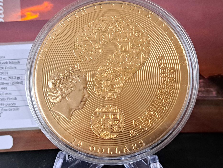 COYOLXAUHQUI STONE Gilded Archeology Symbolism Cook Islands 2021