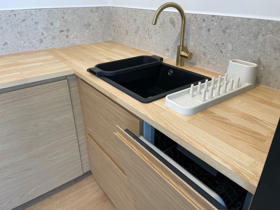 2-pokojowe garaż w budynku duży balkon komórka Os. Rakownica - Więcej