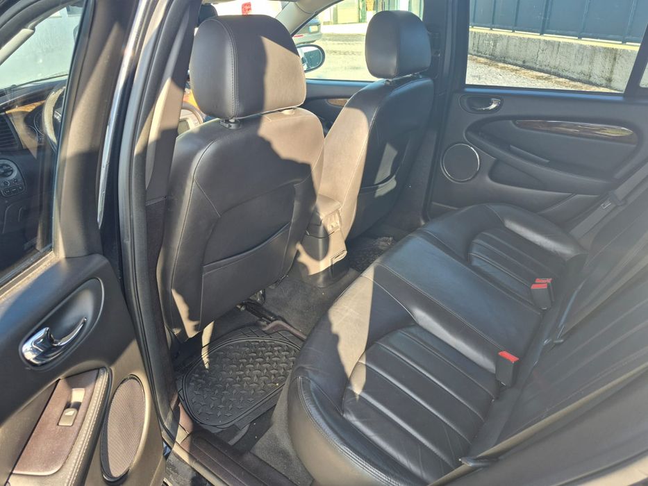 Jaguar X-type 2.064966209403266123