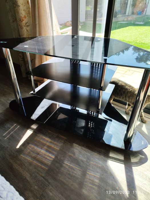 Mesa de TV (ou para o que quiser)