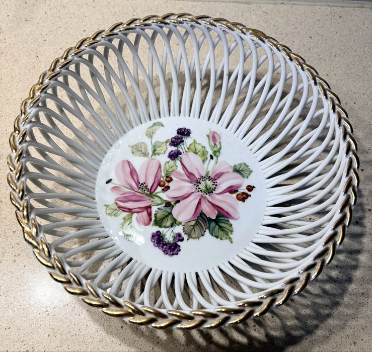 Exquisite vintage basket made of woven and hand-painted porcelain