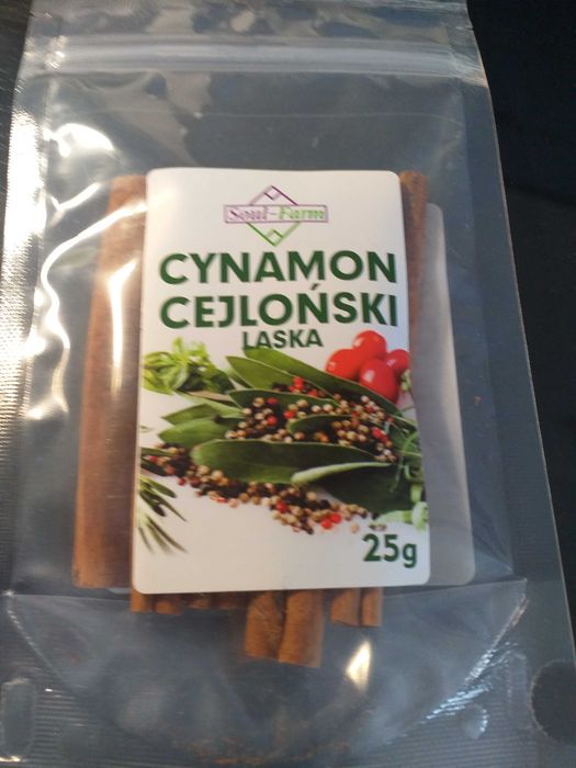 Cynamon cejloński w laskach po 8 cm - opakowanie.