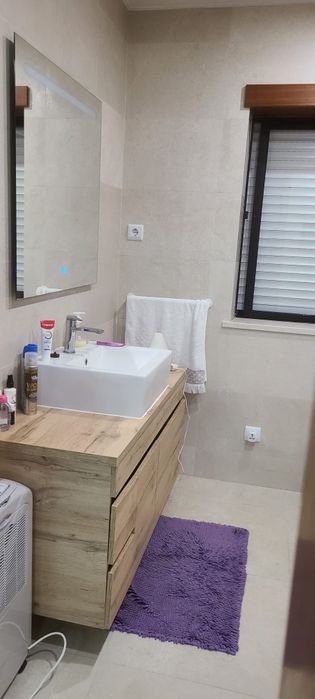 Arrenda-se T1 mobilado em quinta isolada na Serra Buarcos