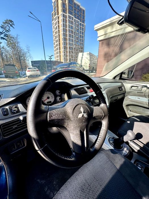 Mitsubishi Lancer ІХ 2006 рік рестайлінг! 1.6 бензин! Київ!