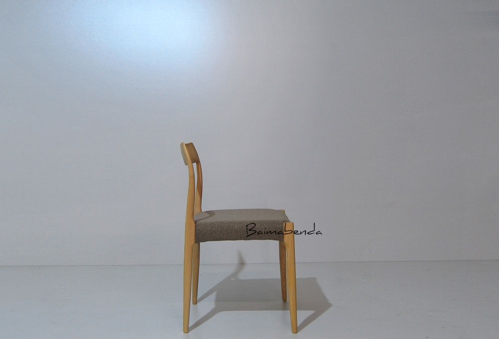 Cadeira Estilo Nórdico / Escandinavo / Retro Vintage