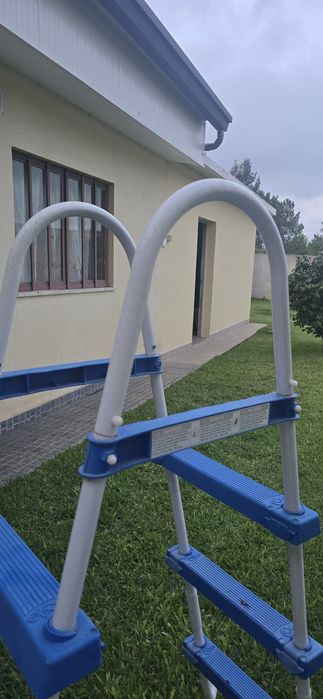 Escada para piscina