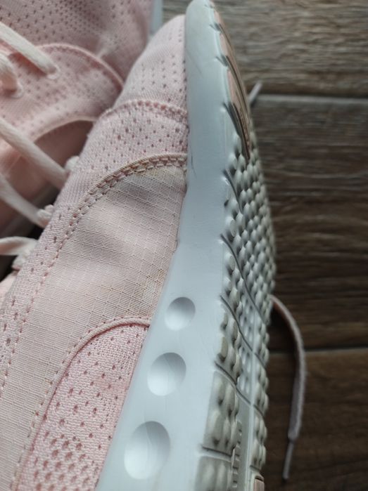 Sneakersy Puma pudrowy róż