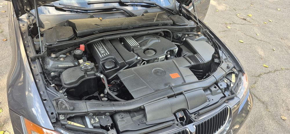BMW E90 2.0 automatic