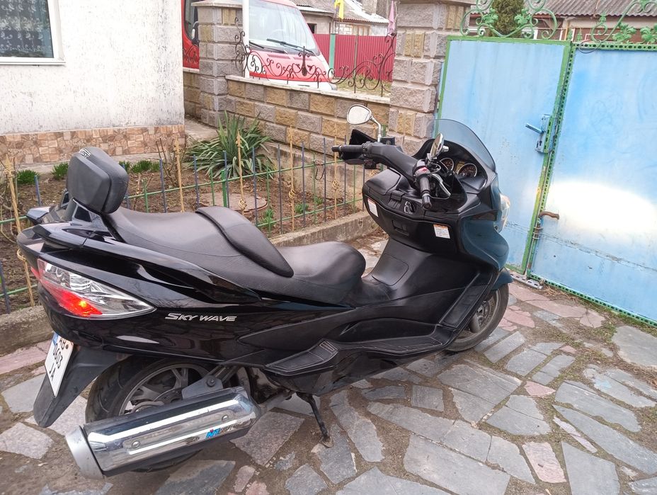 Suzuki skywave 250