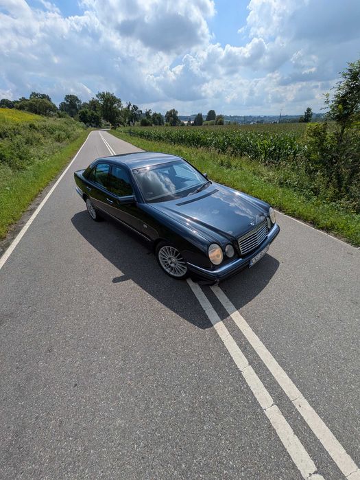 Mercedes-Benz Klasa E