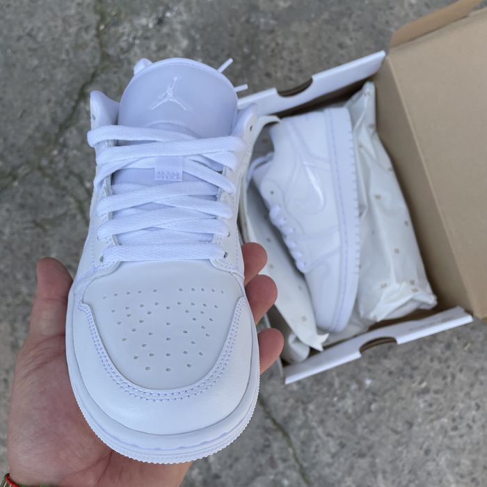 Nike Air Jordan 1 Low DV0990 111 женские кроссовки жіночі кросівки