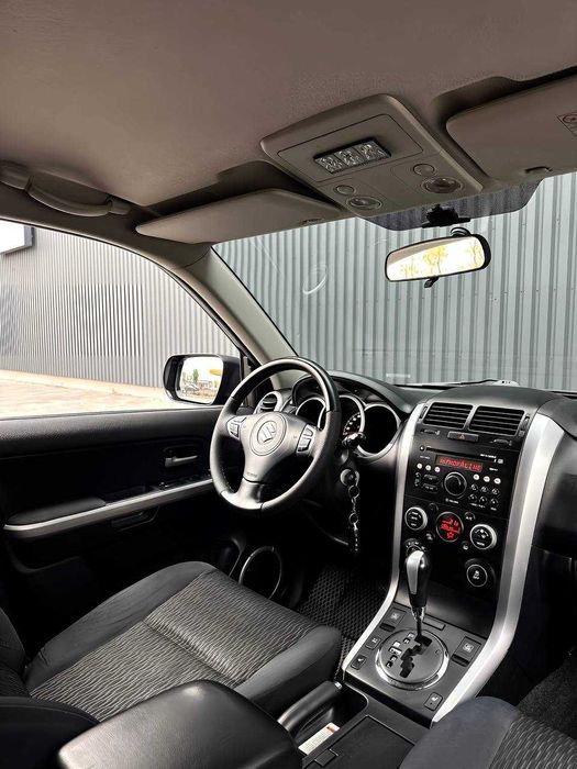 Продам Suzuki Grand Vitara 2014 року