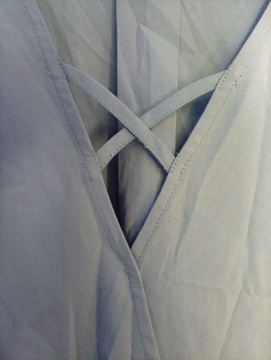 Bluzka błękitna zwiewna