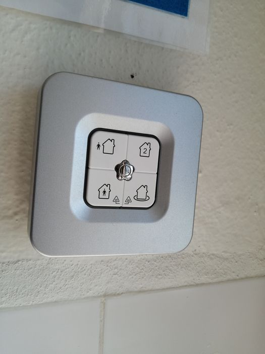 Vendo sistema de alarme novo