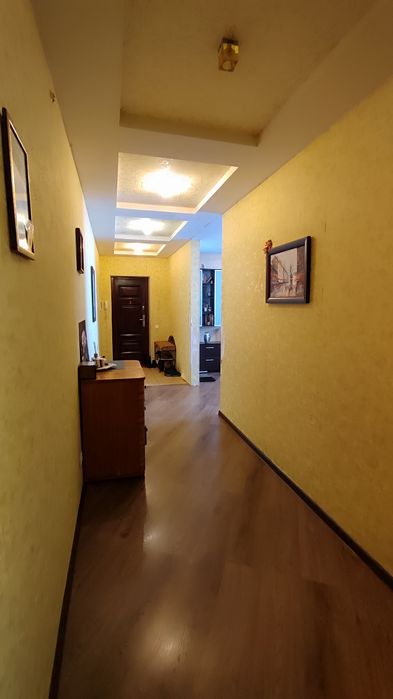 Продаж трикімнатної квартири (спецкошти, єВідновлення)