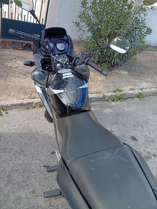 Vende se mota 125 em perfeitas condições