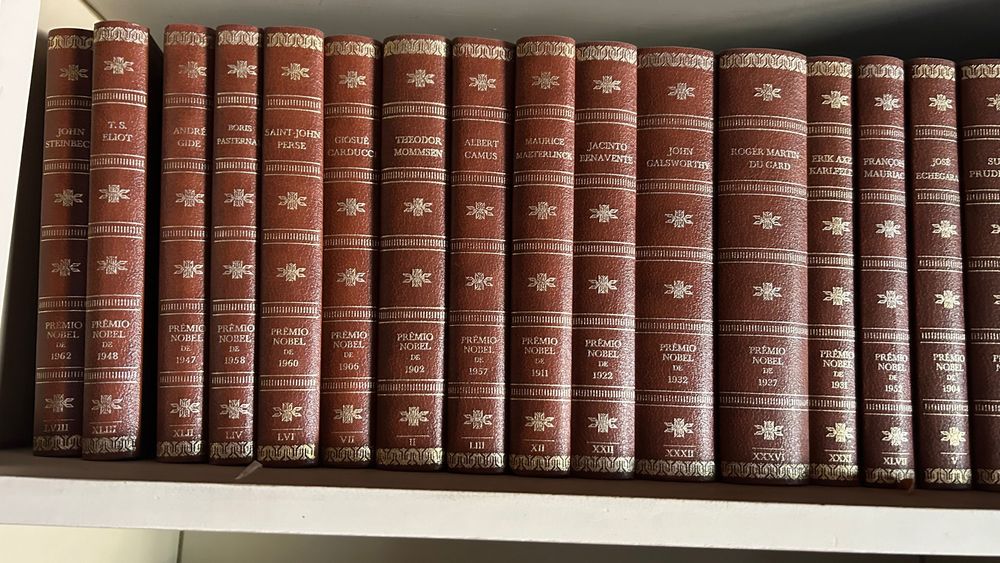 Coleção livros - Biblioteca dos prémio Nobel