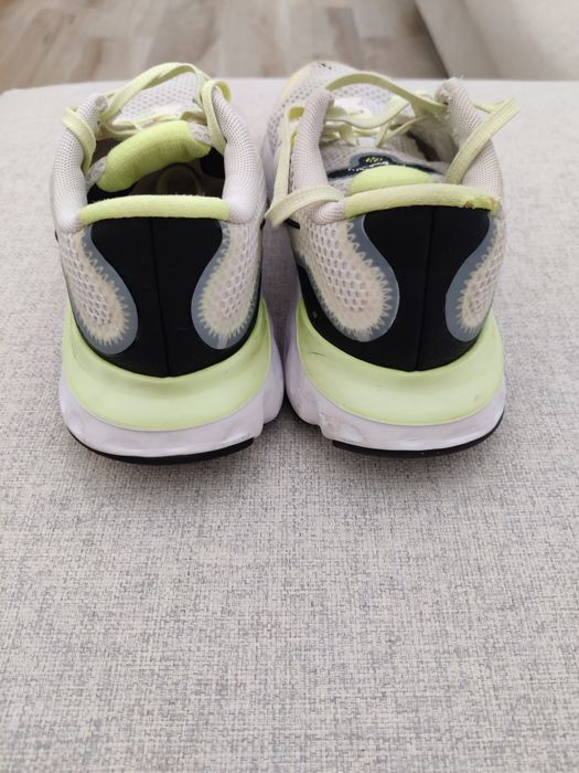 Sapatilhas Nike Renew n.39