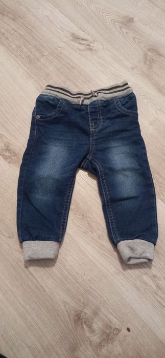 Jeansy spodnie r .80 stan bdb gratis dresowe