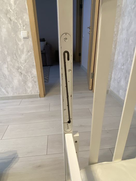 Дитяче ліжечко з маятником (можлива доставка)