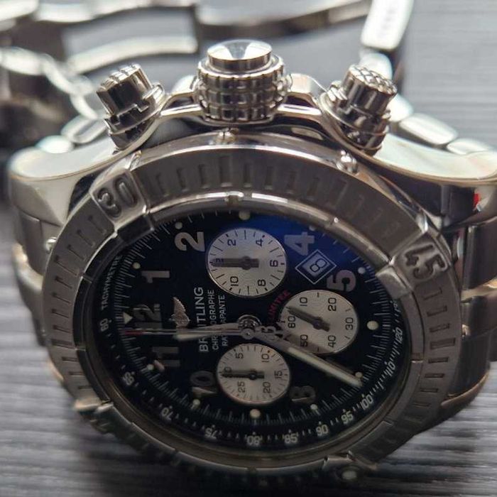 Relógio Breitling Chrono Avenger Sixty-Nine Rattrapante (ed li 88/600)