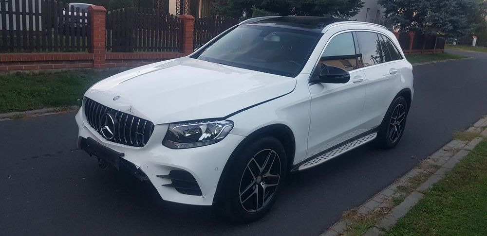 Mercedes-Benz GLC GLC 220d 4-Matic AMG-Line