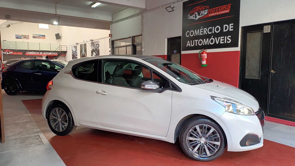 Peugeot 208 1.2 PureTech Allure