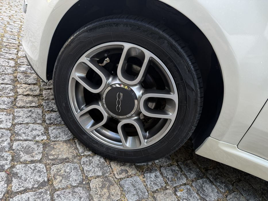 Fiat 500 - Caixa Automática - GPS / CarPlay - 0.9 TwinAir - Tecto