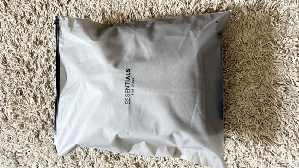 Bluza essentials.Odbiór osobisty