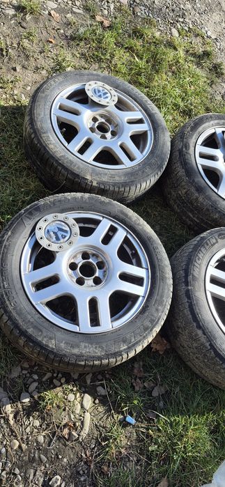 Koła felgi aluminiowe 5x100 r16