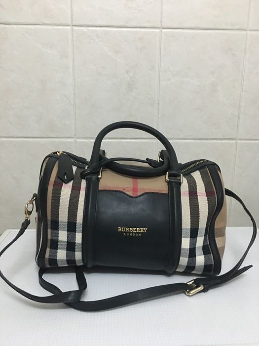 Новая Сумка женская Burberry