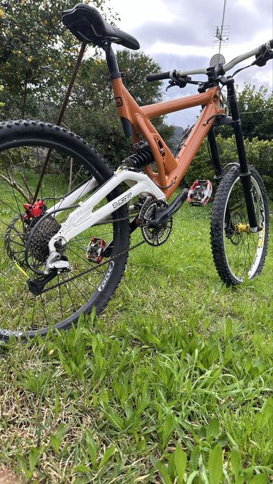 bicicleta usada em muito bom estado