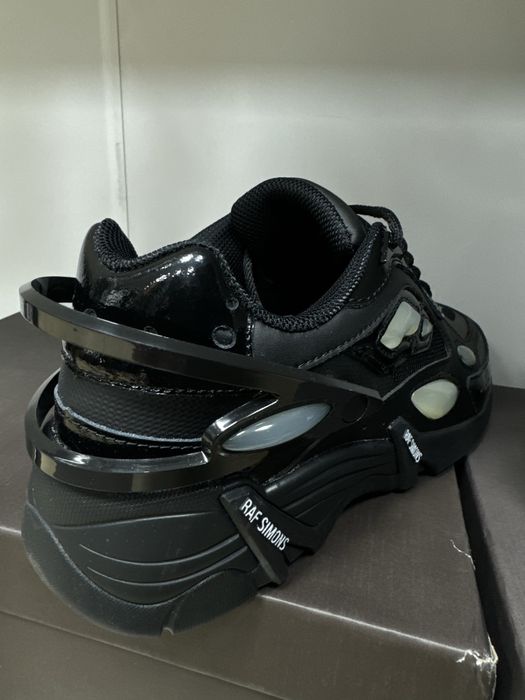 Raf Simons Cylon 21 в наявності кросівки , кроссовки