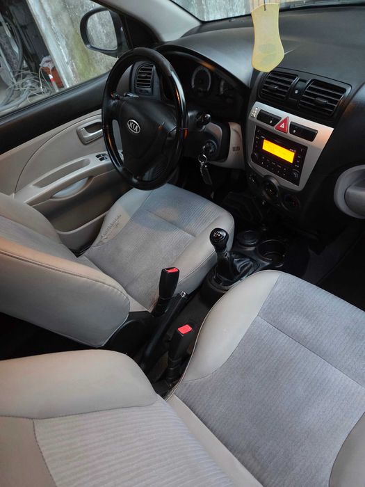 Carro em bom estado como se ve nas fotos