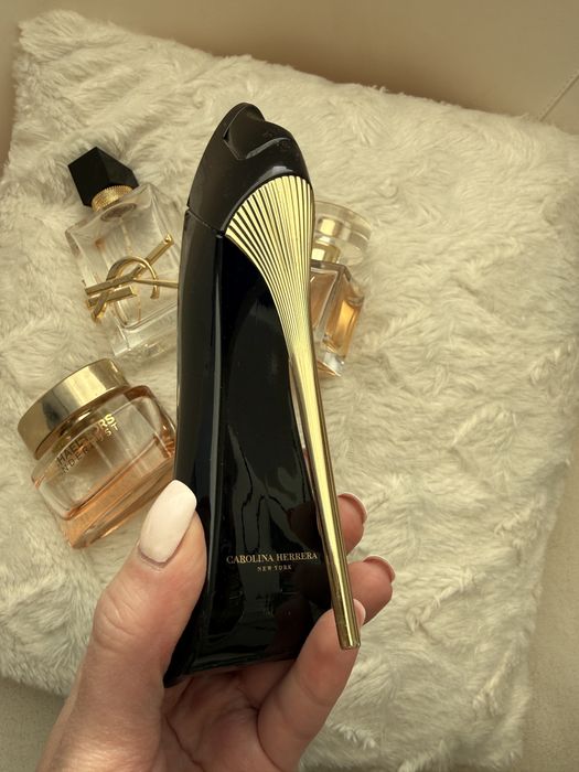 Zestaw biuteleczek perfumy YSL  Carolina Herrera