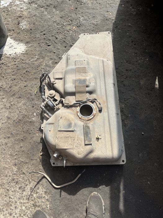 Бак бензобак Лексус рх Lexus rx 400 gibrid г07