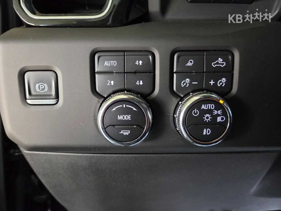 2023 GMC Sierra можна придбати на фонд або під УБД
