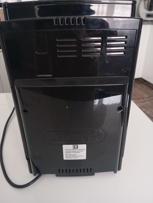 Máquina de café delonghi