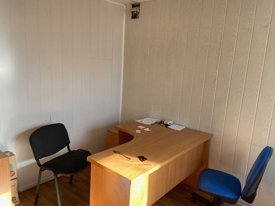 Ангар 150кв.м, високі та широкі ворота, вул. Біла