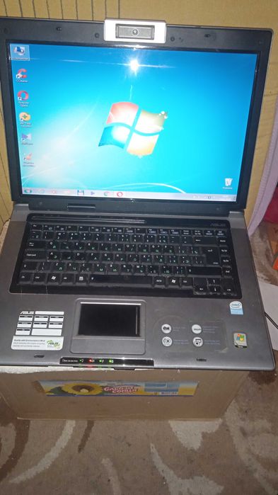 Ноутбук ASUS F5RL