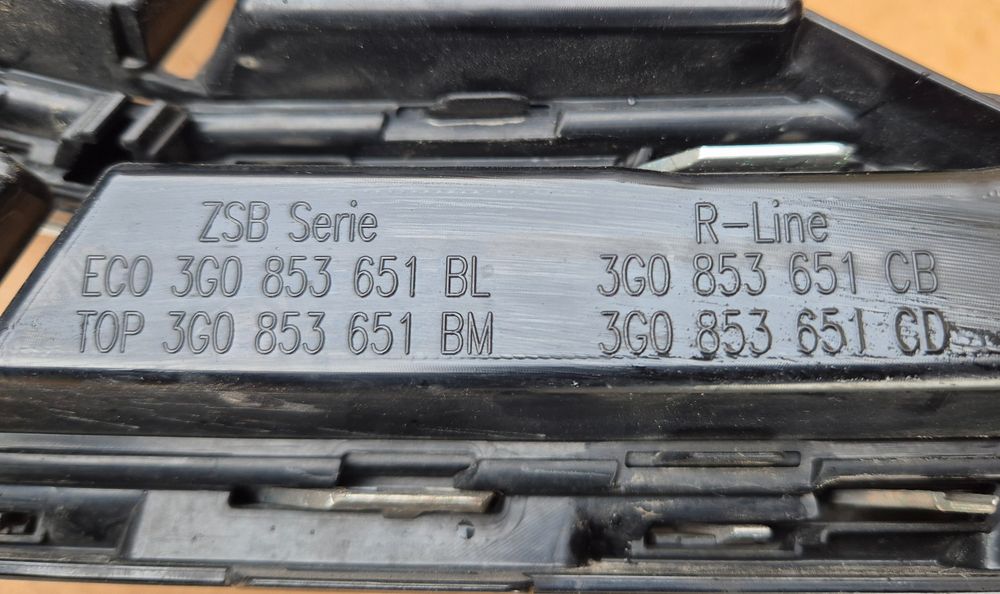 Atrapa chłodnicy VW Passat B8 R-Line 3⁠G⁠0⁠8⁠5⁠3⁠6⁠5⁠1⁠C⁠B NOWE