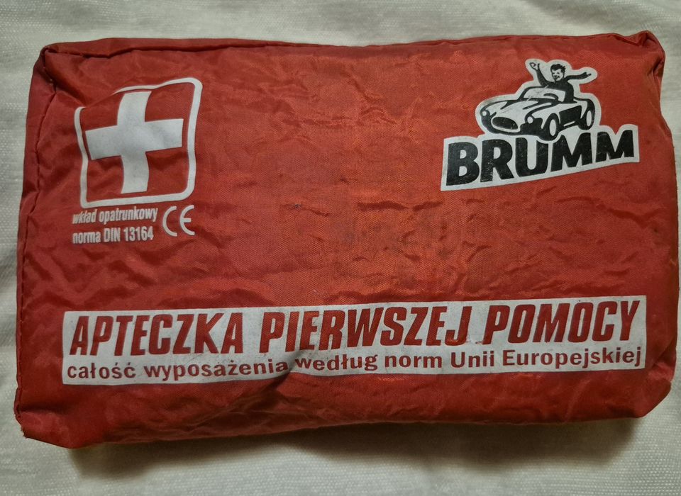 Автомобильная аптечка