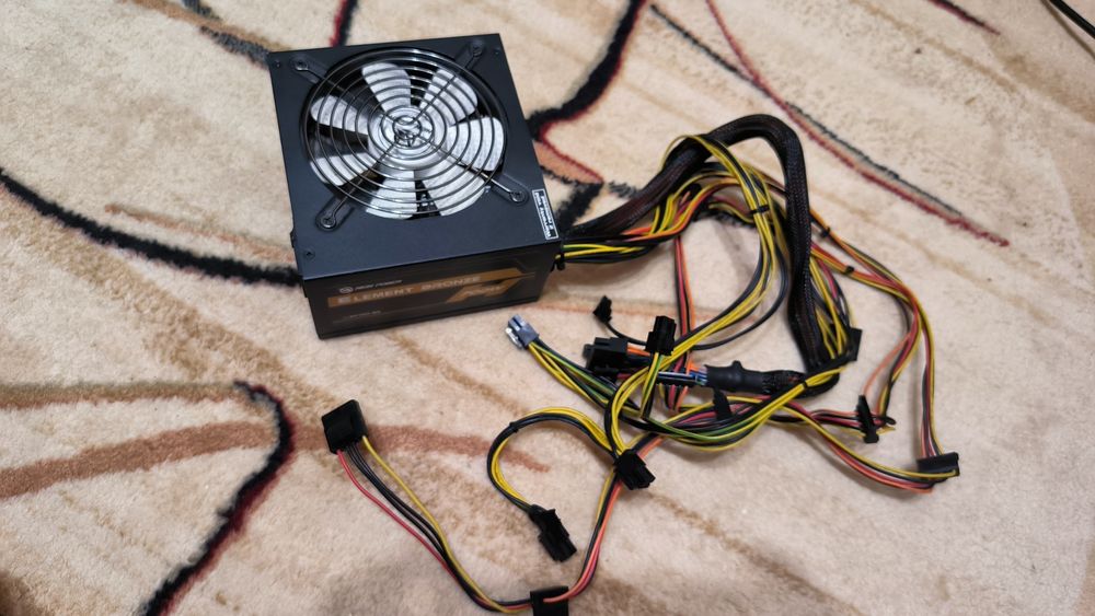 Срочно 700 W high power Bronze  блок живлення бп ігровий питания