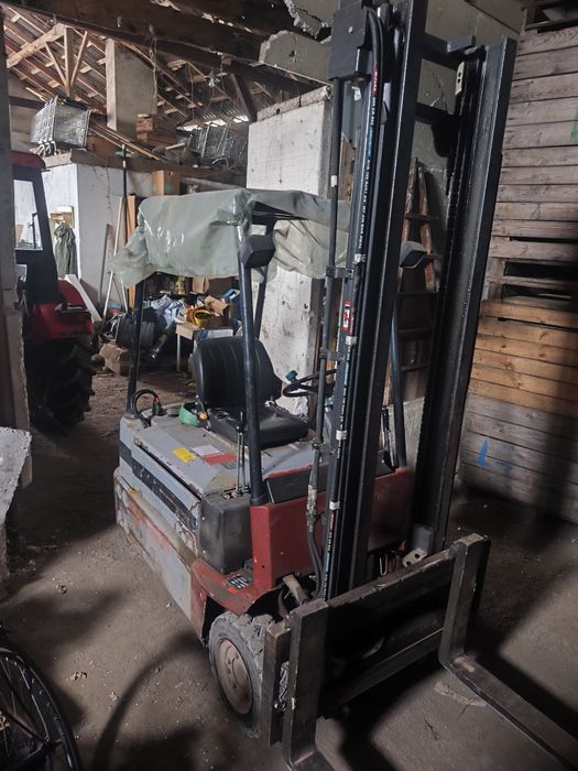 Wózek widłowy elektryczny Linde 16 ,1999r.